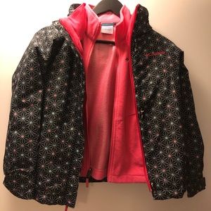 Girls Columbia interchange 3 in 1 in size S